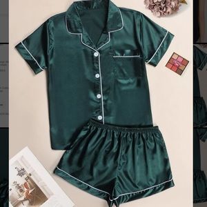 FOREST GREEN SAYIN PAJAMA SET | SMALL [4]